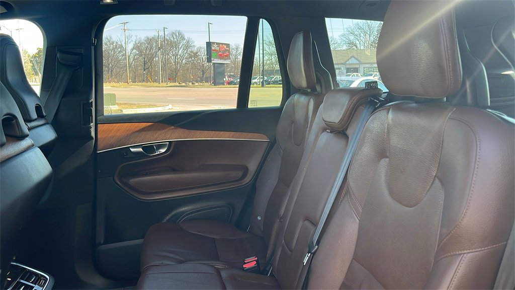 Certified 2023 Volvo XC90 B5 Plus w/ Protection Package image 36