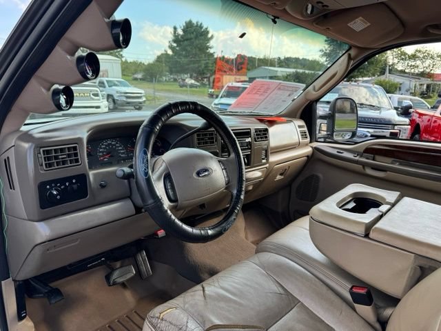 Used 2004 Ford F250 Lariat AWD/4WD image 9