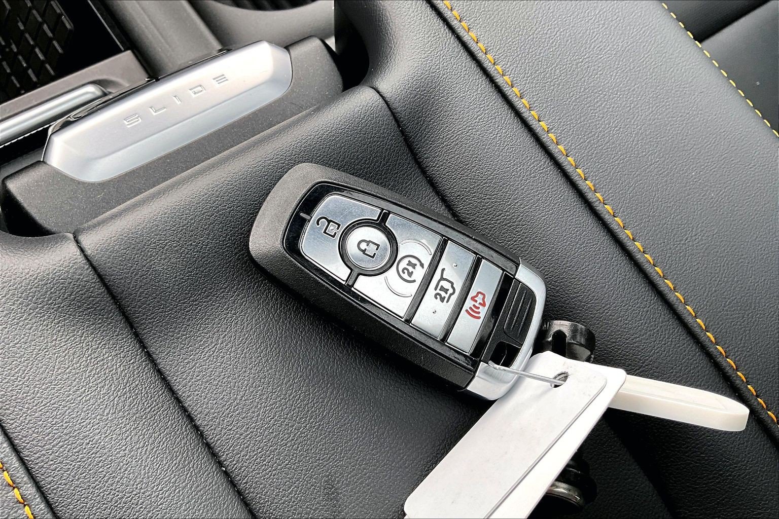 Used 2025 Ford Expedition Tremor AWD/4WD image 12