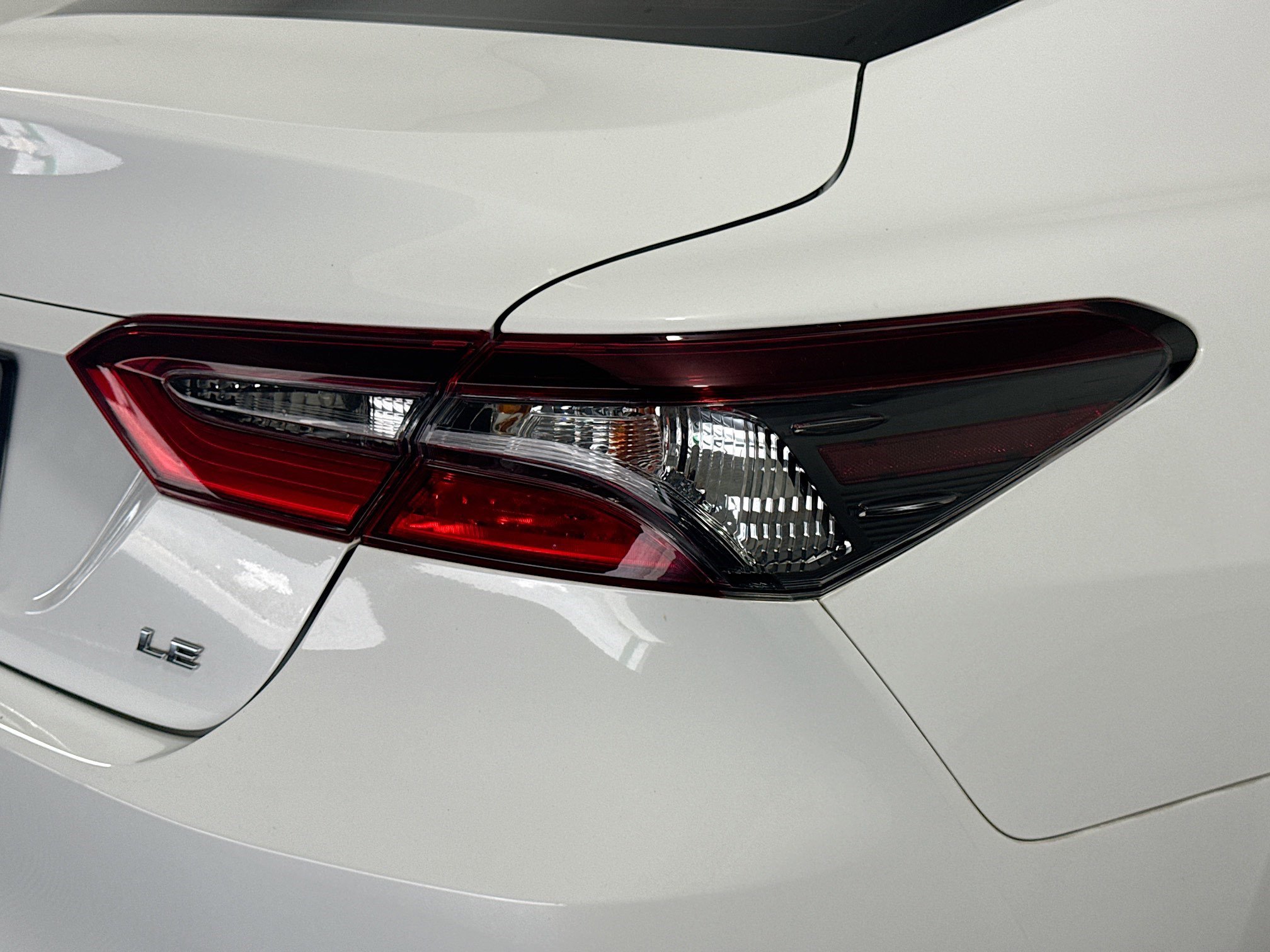 Used 2021 Toyota Camry LE FWD image 33