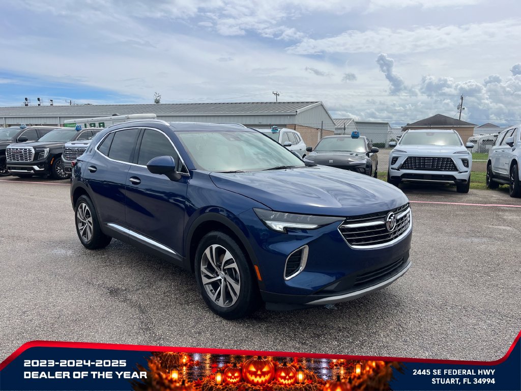 Used 2022 Buick Envision Essence w/ Technology Package I FWD image 2
