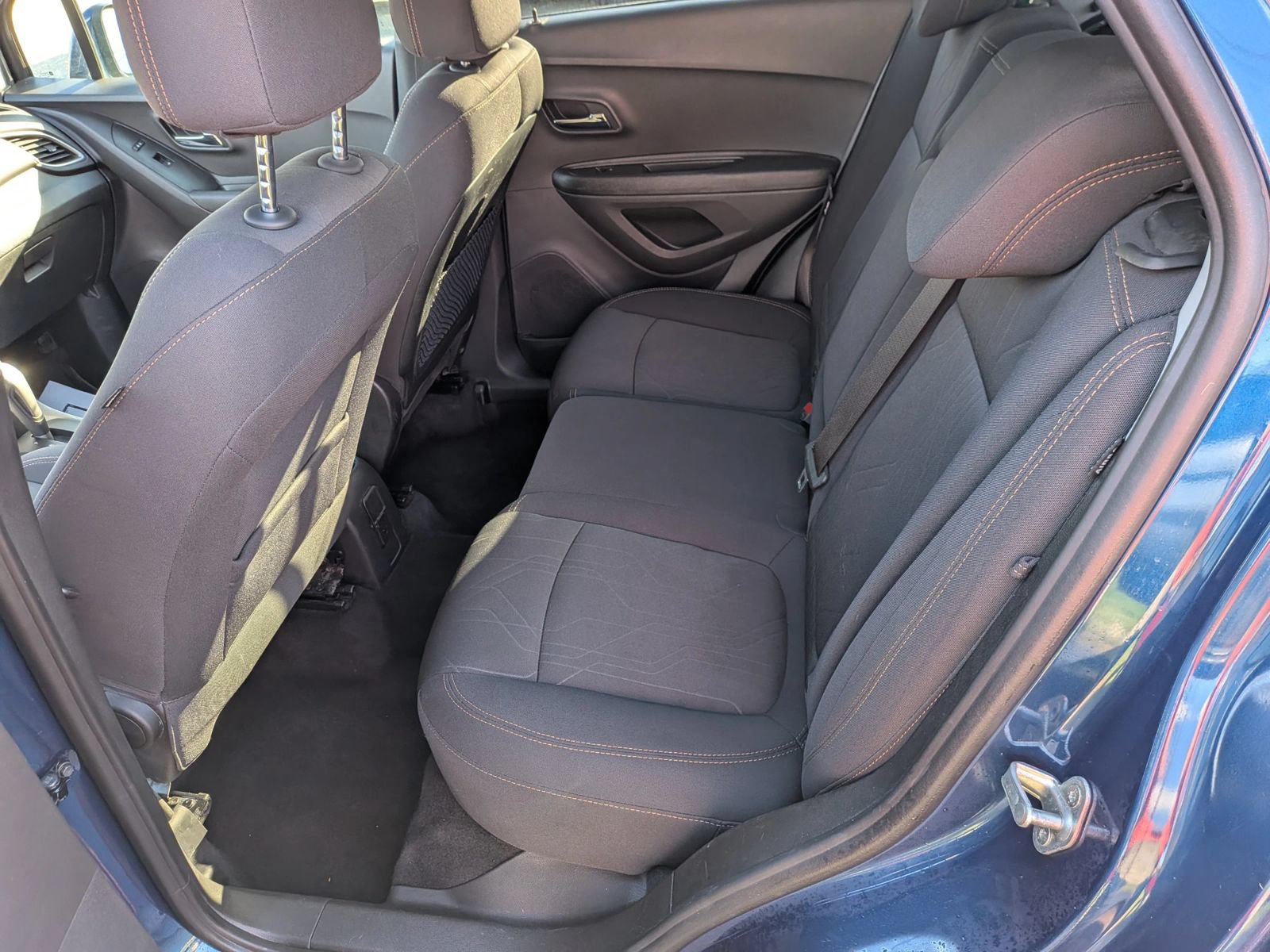 Used 2020 Chevrolet Trax LT FWD image 24