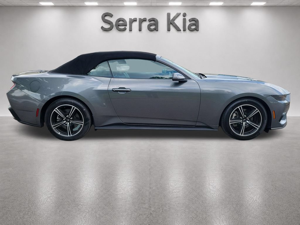 Used 2025 Ford Mustang Premium RWD image 6