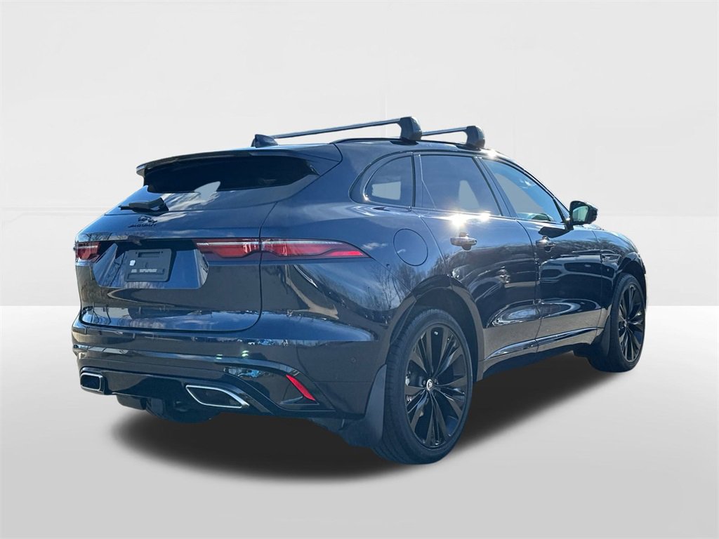 Used 2025 Jaguar F-PACE R-Dynamic S image 4