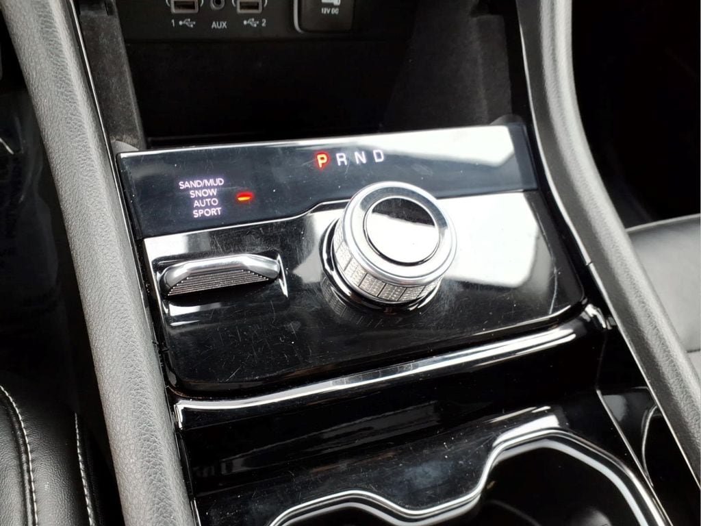 Used 2021 Jeep Grand Cherokee L Limited AWD/4WD image 27