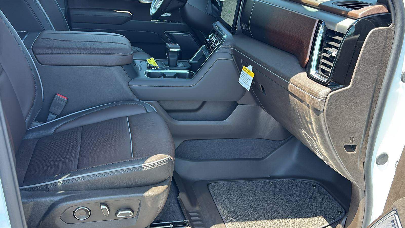 New 2026 GMC Sierra 1500 Denali AWD/4WD image 22