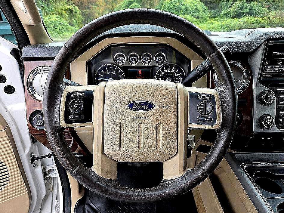 Used 2015 Ford F250 King Ranch w/ FX4 Off-Road Package image 13