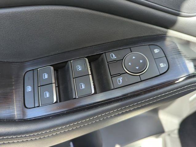 Certified 2024 Nissan Rogue SL image 27