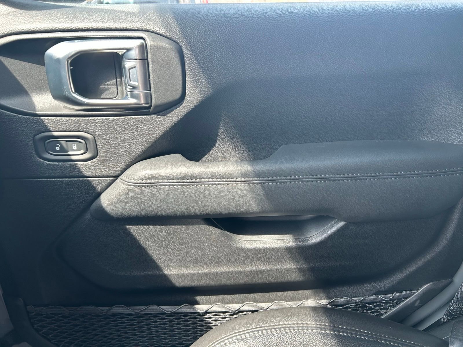 Certified 2023 Jeep Wrangler Unlimited Sahara image 15