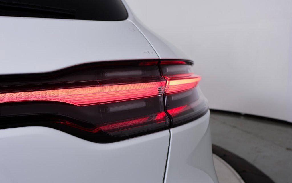 New 2025 Porsche Macan image 13