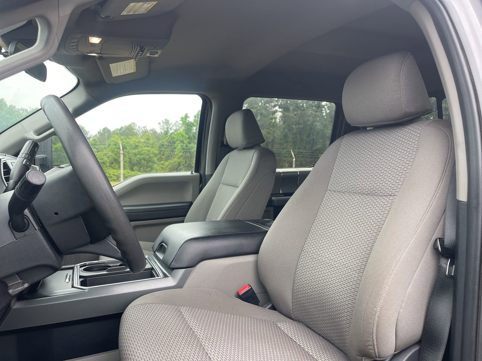 Used 2022 Ford F250 XLT w/ Black Appearance Package AWD/4WD image 9