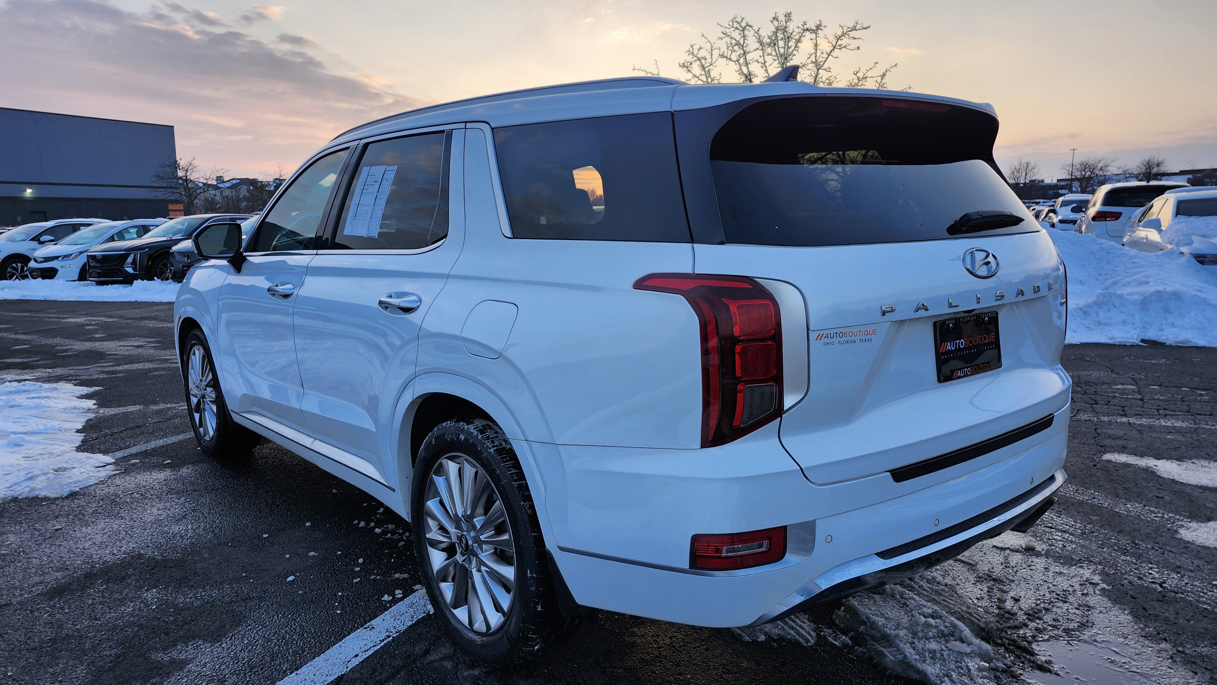 Used 2020 Hyundai Palisade Limited image 16