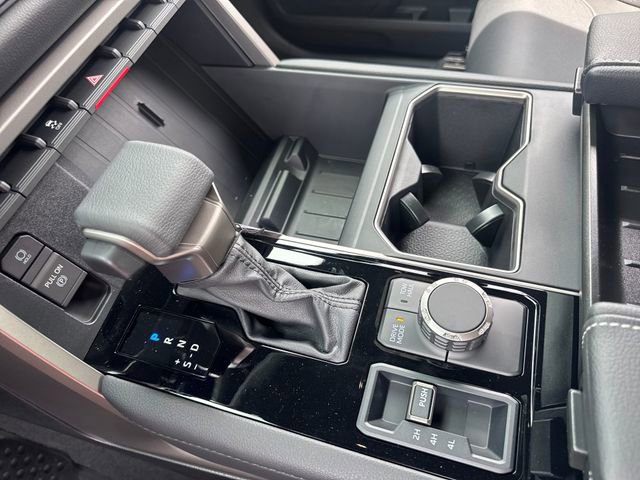New 2026 Toyota Tundra Limited AWD/4WD image 18