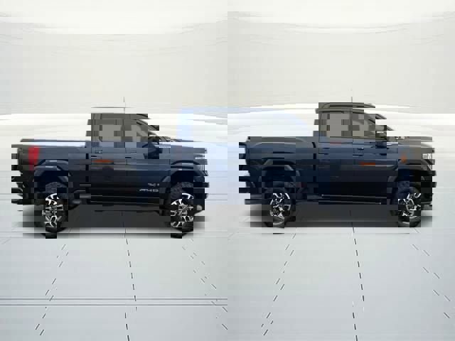 Used 2022 GMC Sierra 2500 AT4 w/ AT4 Preferred Package image 5