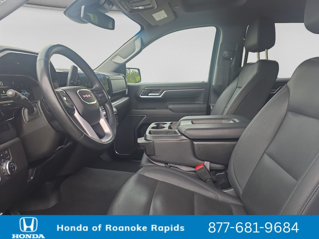 Used 2025 GMC Sierra 1500 SLT AWD/4WD image 10