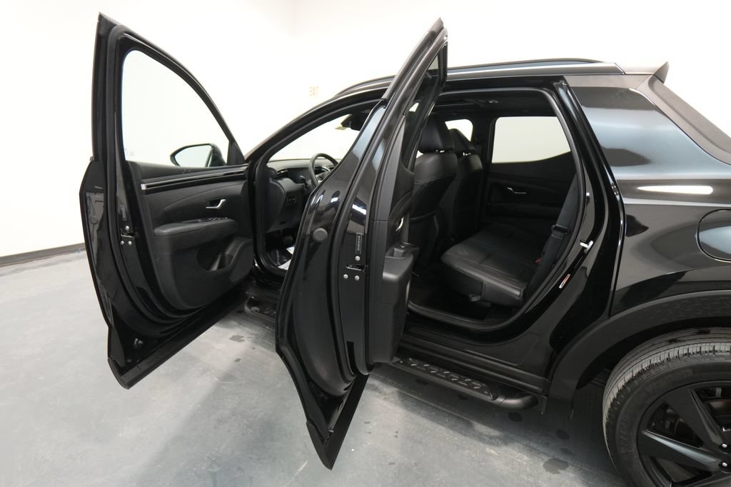 Used 2024 Hyundai Santa Cruz Night AWD/4WD image 25