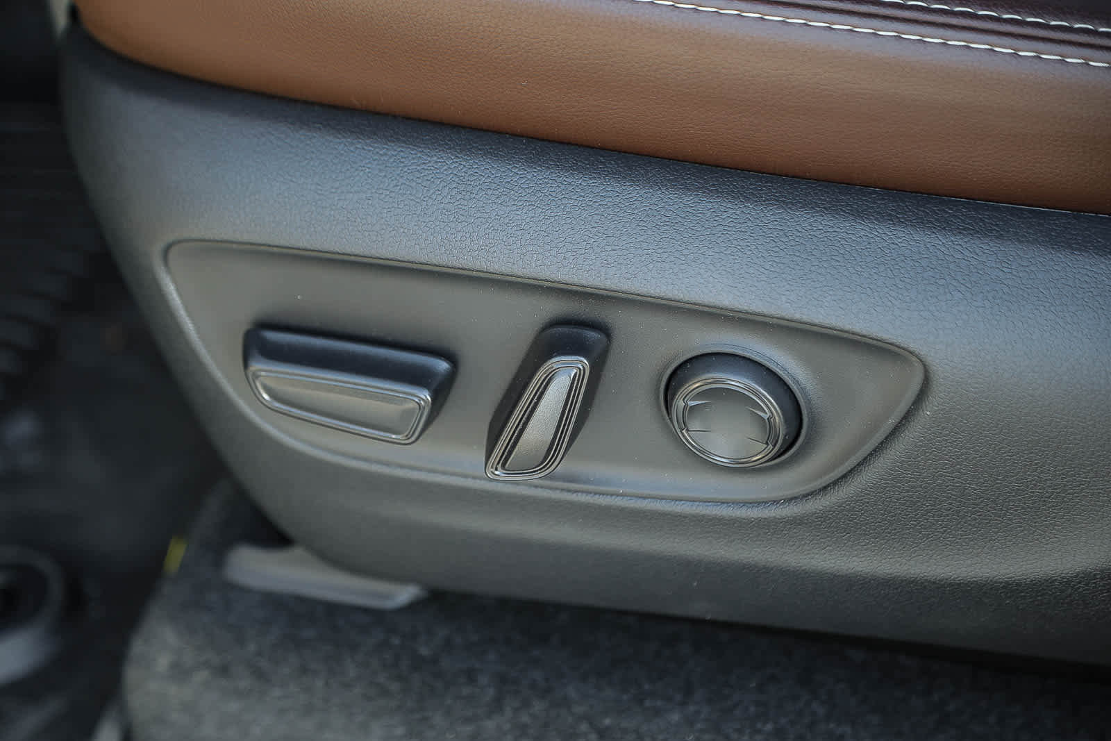 Certified 2026 Toyota Land Cruiser w/ Premium Package image 20