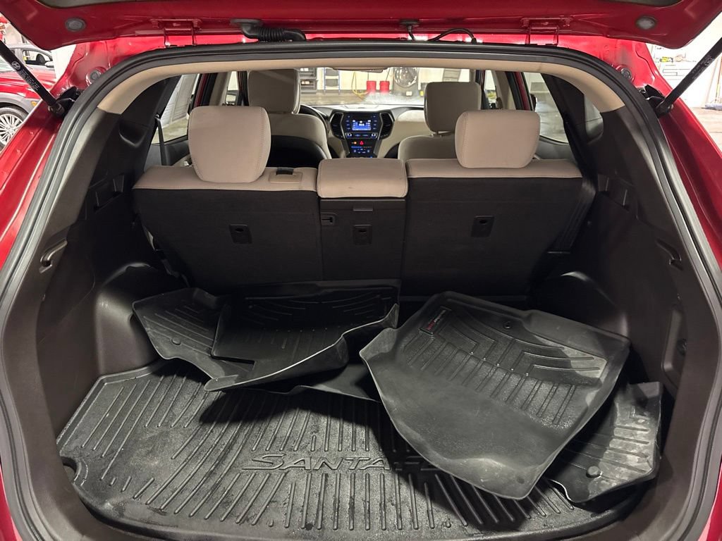 Used 2018 Hyundai Santa Fe Sport w/ Cargo Package AWD/4WD image 28