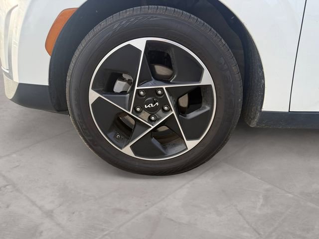 Used 2024 Kia Soul EX image 14