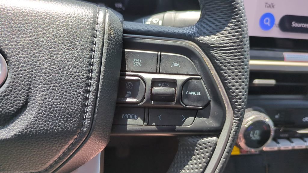 Used 2024 Toyota Tacoma Limited w/ Limited Package (LT) AWD/4WD image 26