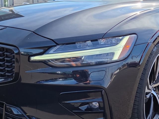 Used 2024 Volvo S60 B5 Plus image 9