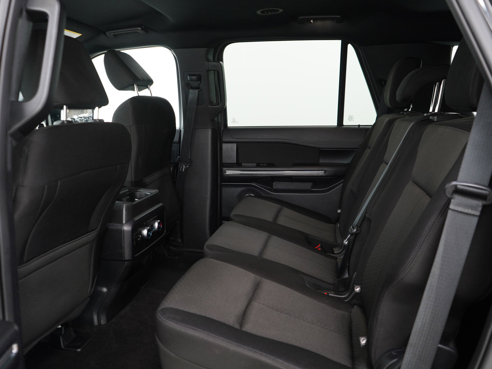 Used 2021 Ford Expedition XLT AWD/4WD image 16