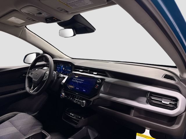 New 2027 Chevrolet Bolt LT w/ Comfort Package image 32