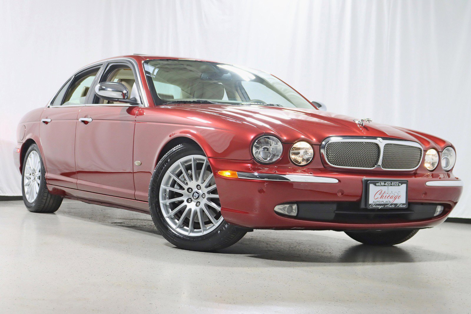 Used 2007 Jaguar XJ8 image 7