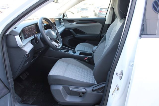 New 2026 Volkswagen Tiguan S FWD image 8