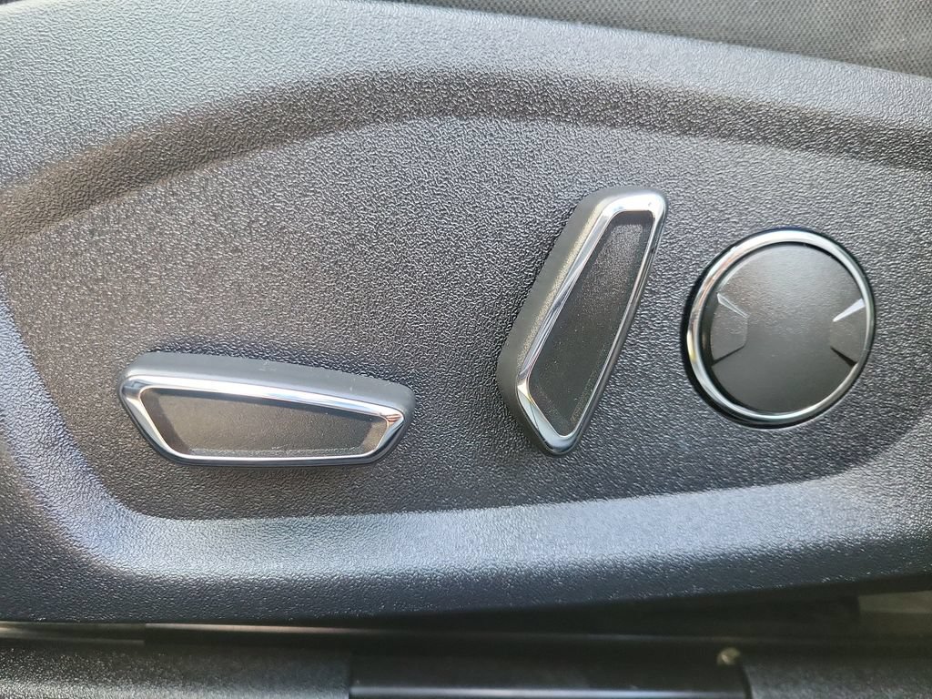 Certified 2020 Ford Fusion SE FWD image 16