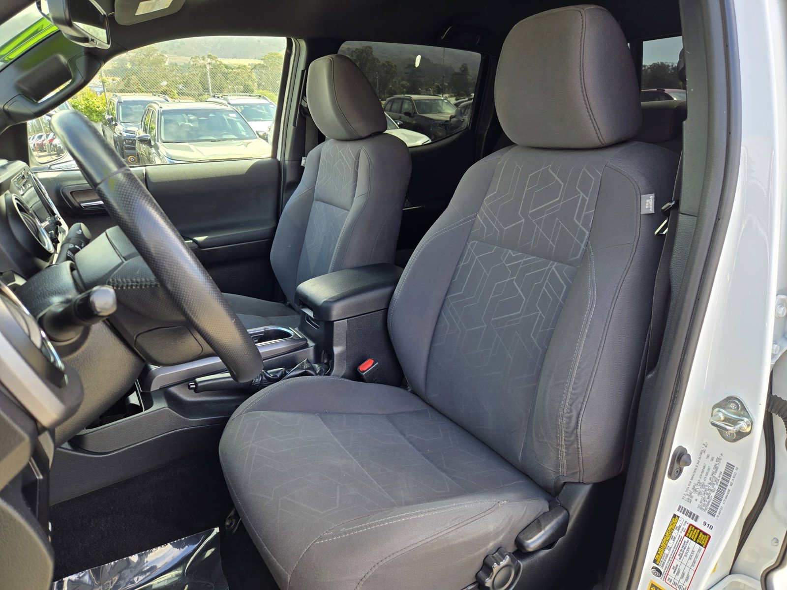 Used 2017 Toyota Tacoma TRD Sport w/ Tow Package RWD image 14