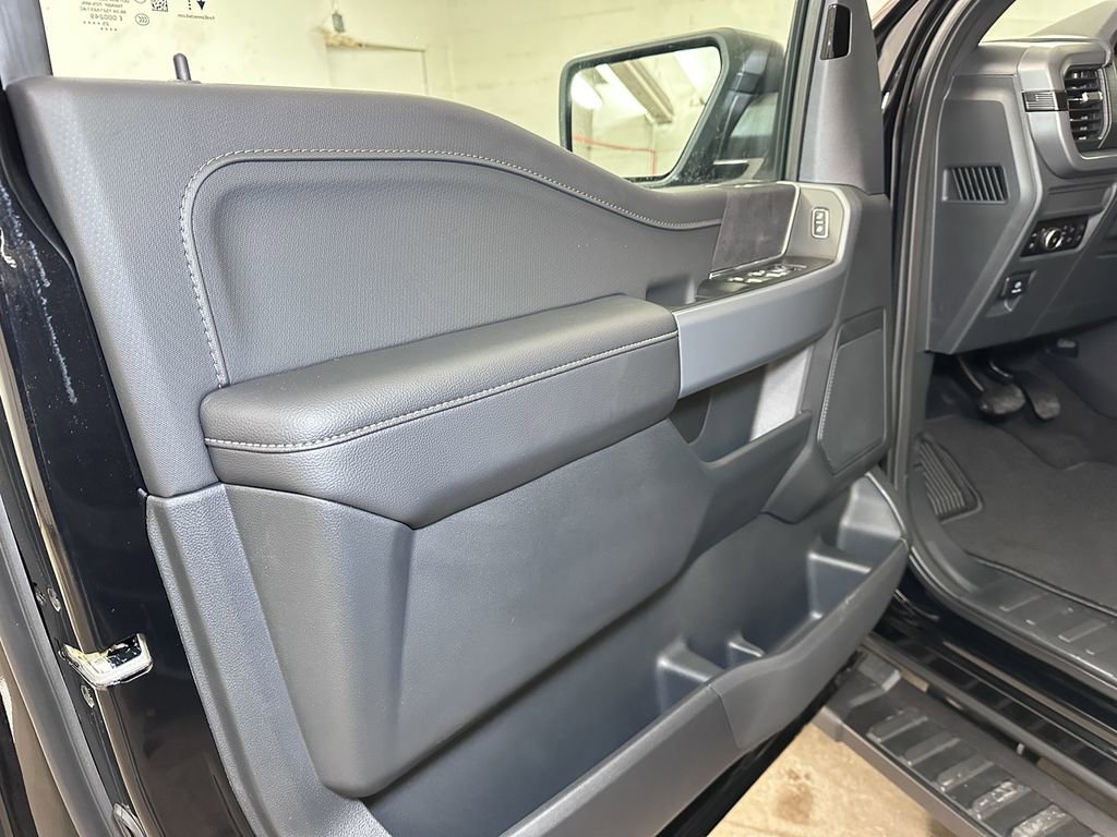 New 2025 Ford F150 XLT w/ Equipment Group 302A MID image 19