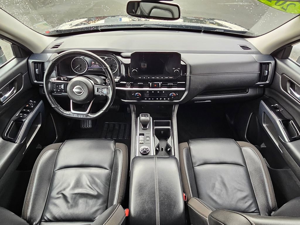 Used 2022 Nissan Pathfinder SL image 14