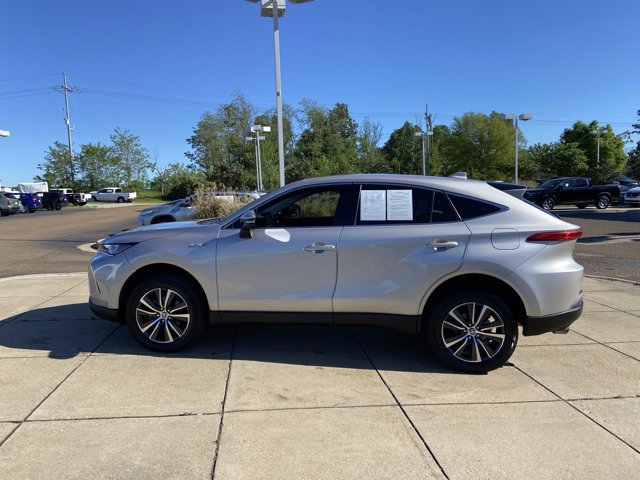 Used 2021 Toyota Venza LE image 7
