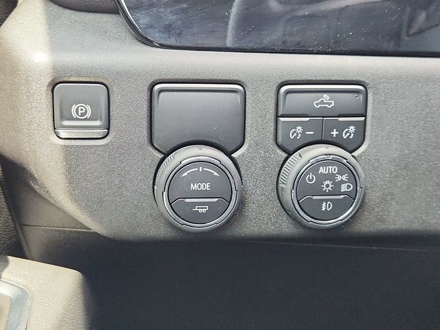 Used 2025 Chevrolet Silverado 1500 RST w/ LPO, Dark Essentials Package RWD image 18