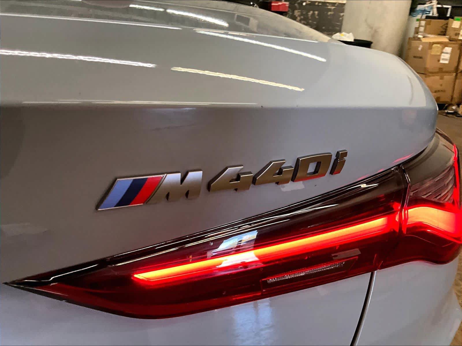 Used 2024 BMW M440i Convertible w/ Premium Package RWD image 11