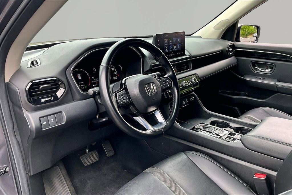 Certified 2025 Honda Pilot EX-L image 12