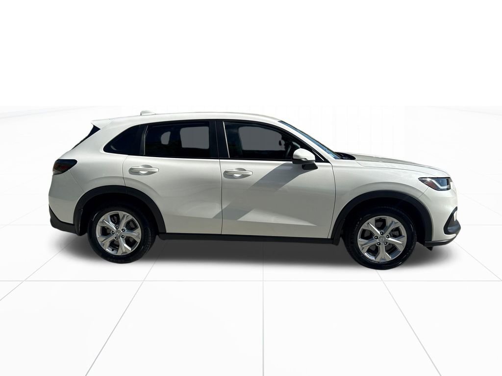 Certified 2025 Honda HR-V LX image 8