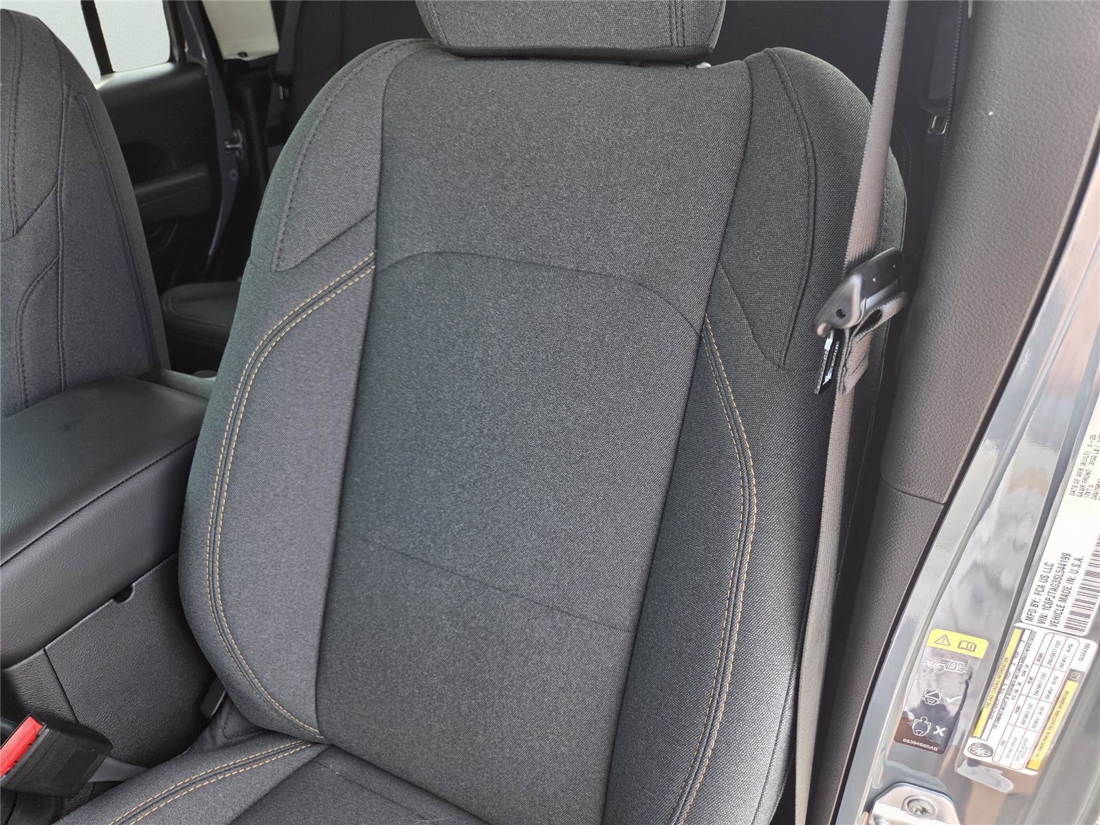 New 2025 Jeep Gladiator Sport image 44