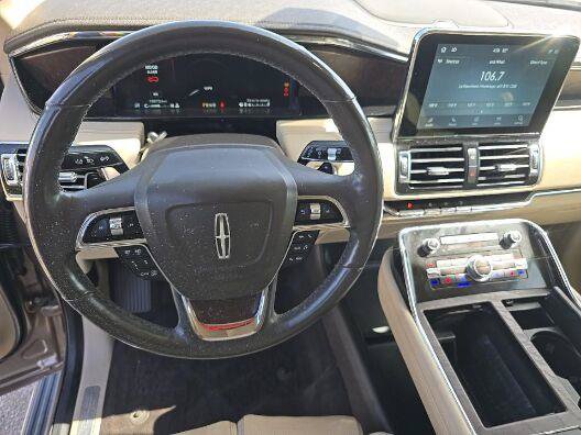 Used 2020 Lincoln Navigator L Reserve w/ Luxury Package AWD/4WD image 15
