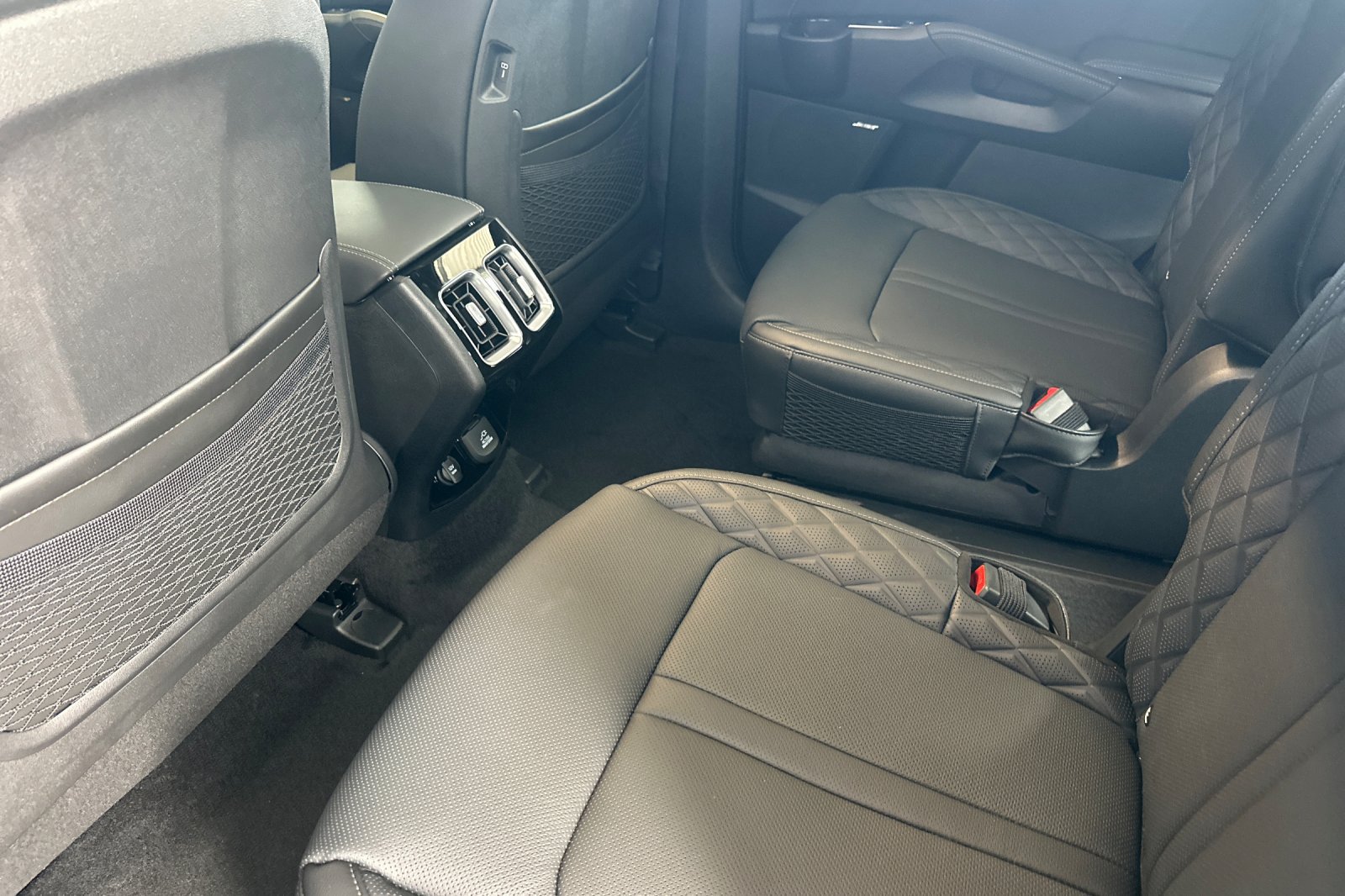 New 2026 Kia Sorento SX Prestige AWD/4WD image 12