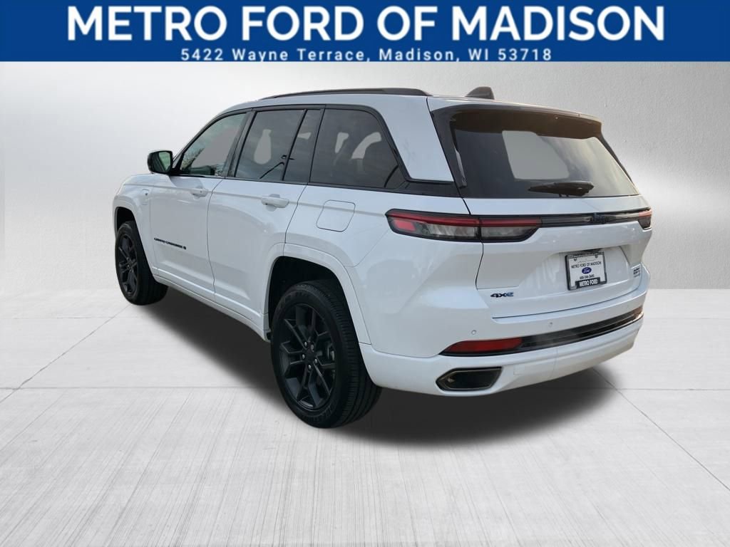 Used 2025 Jeep Grand Cherokee Limited 4xe image 6