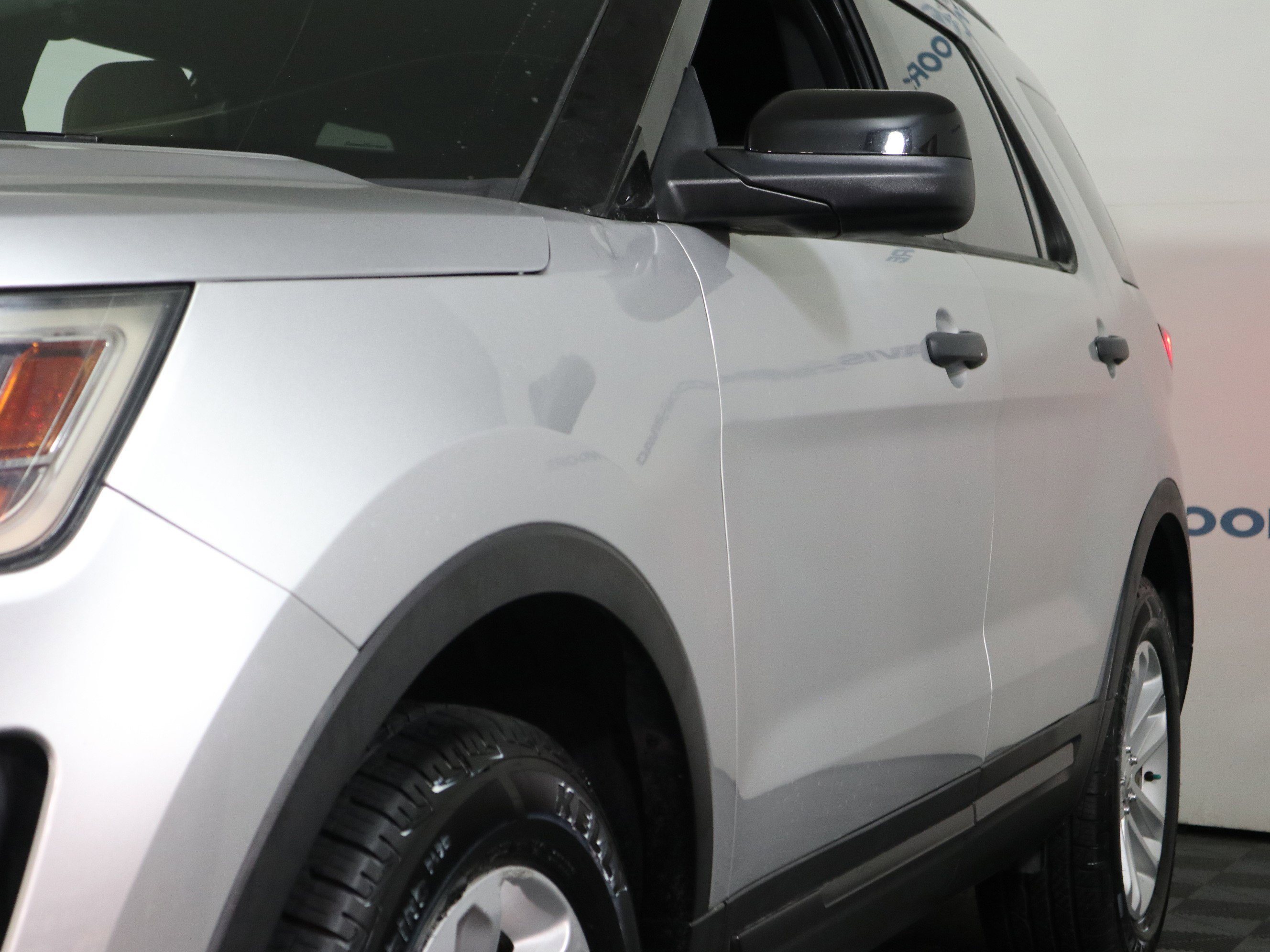 Used 2017 Ford Explorer FWD image 11