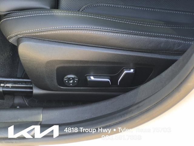 Used 2025 BMW 330i Sedan RWD image 19