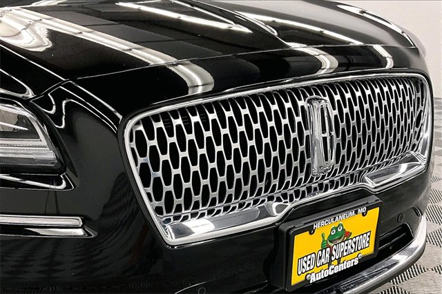Used 2023 Lincoln Nautilus Reserve w/ Equipment Group 201A image 30