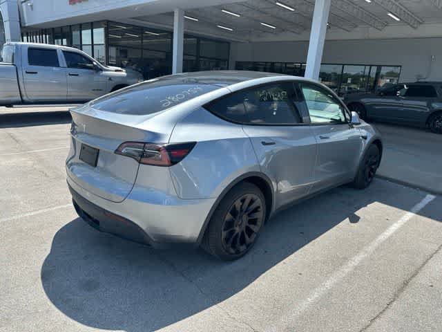 Used 2024 Tesla Model Y Long Range AWD/4WD image 20