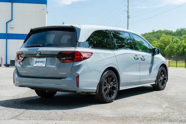 Used 2025 Honda Odyssey Sport-L image 10