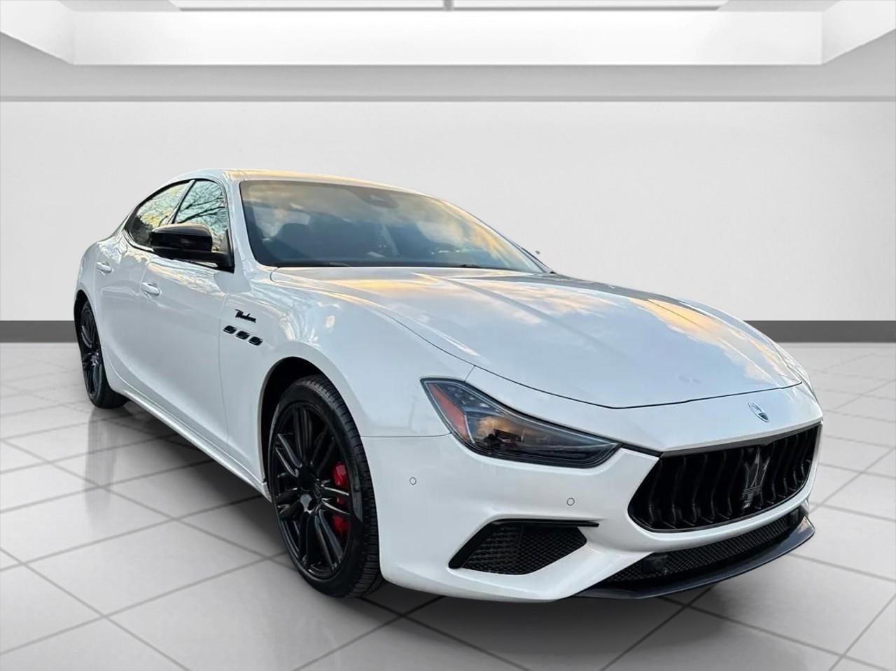 Used 2022 Maserati Ghibli Modena Q4 AWD/4WD image 7