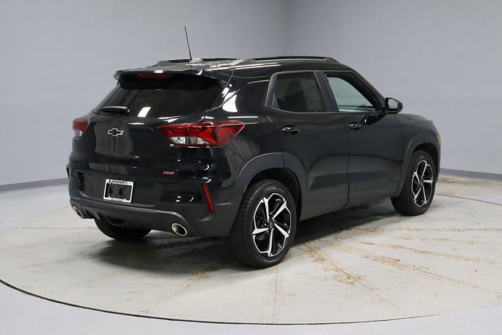 Used 2022 Chevrolet TrailBlazer RS w/ Sun and Liftgate Package AWD/4WD image 11