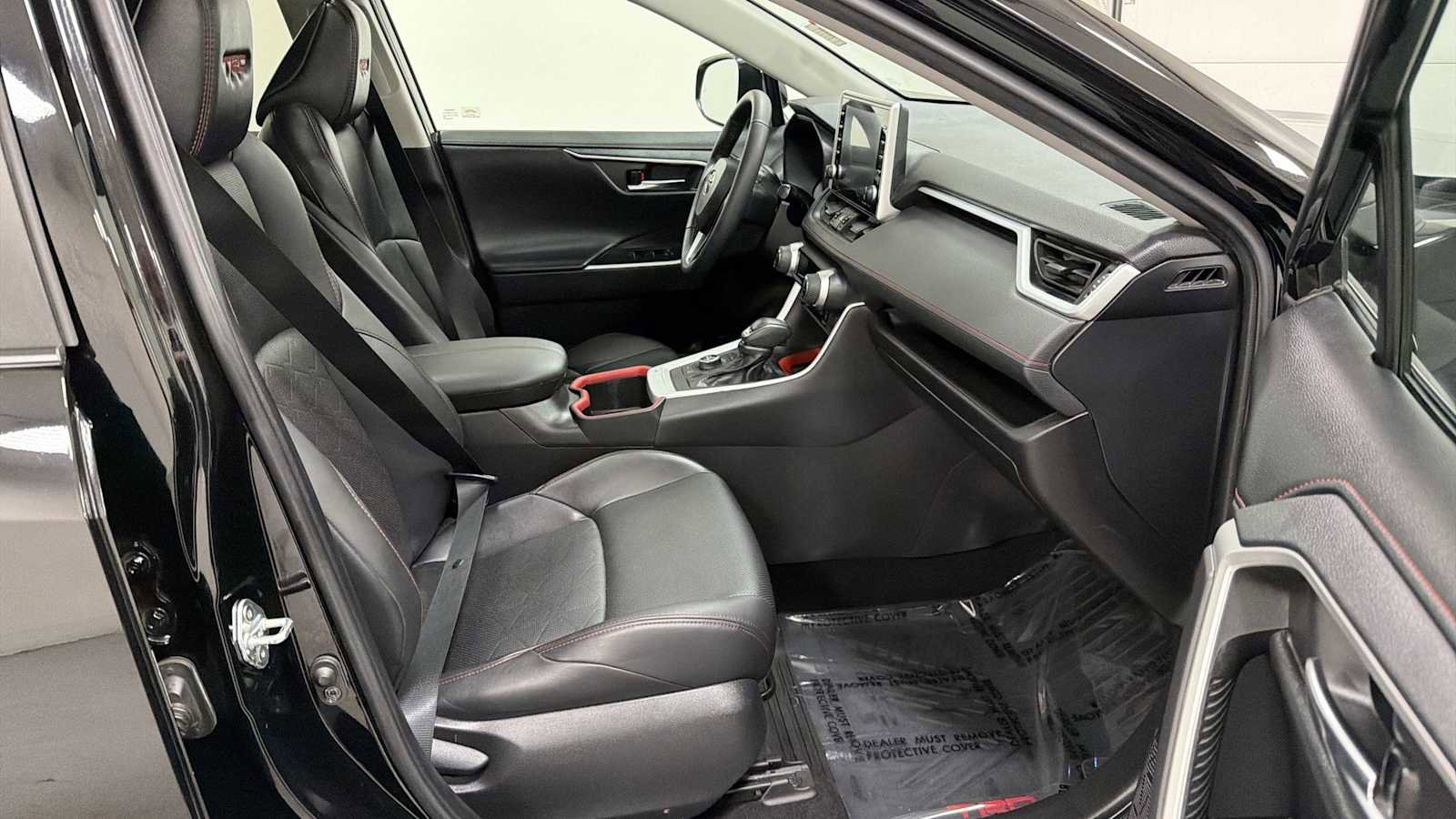 Certified 2022 Toyota RAV4 TRD Off-Road w/ TRD Off-Road Weather Package image 29